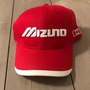 Mizuno Adjustable Golf Hat